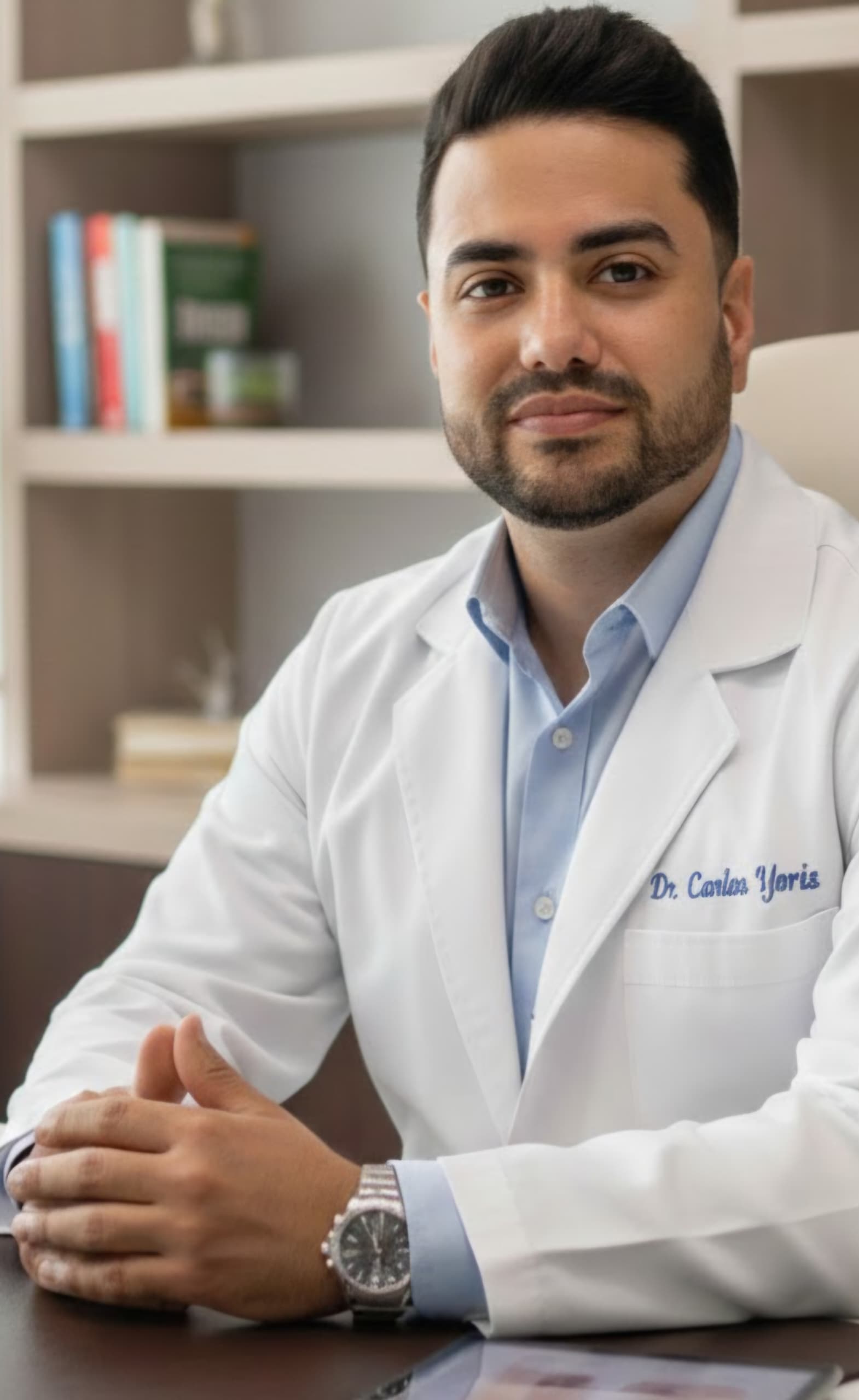 Dr. Carlos Yoris